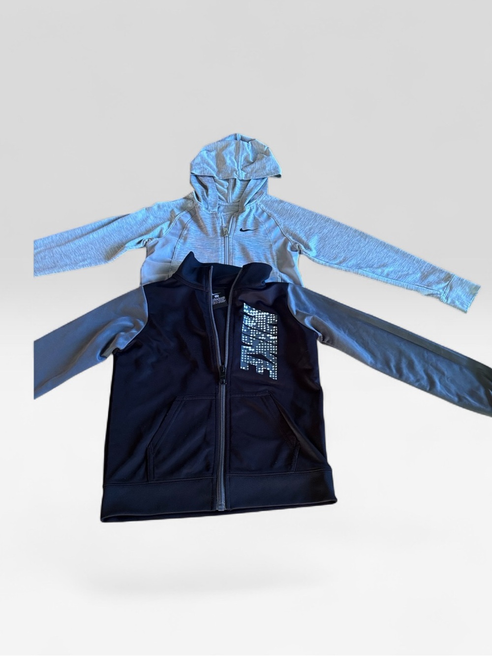 Kids Nike Black zippered sweatshirt and kids Gray Hoodie - Picture 3 of 6